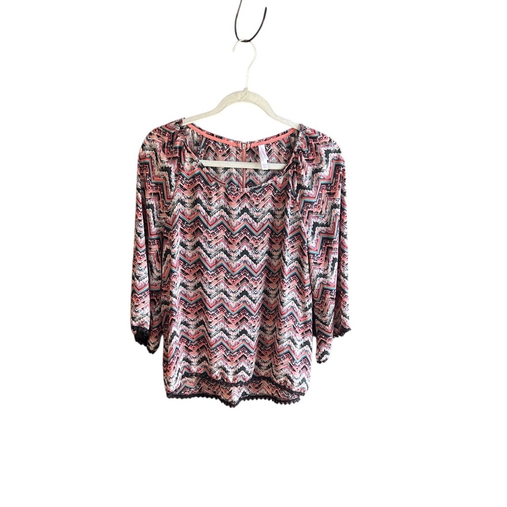 Xhiliration multicolor Aztec print blouse with black pom pom trim Sz M